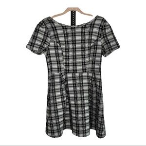 Finn & Clover Plaid open back dress Sz Large